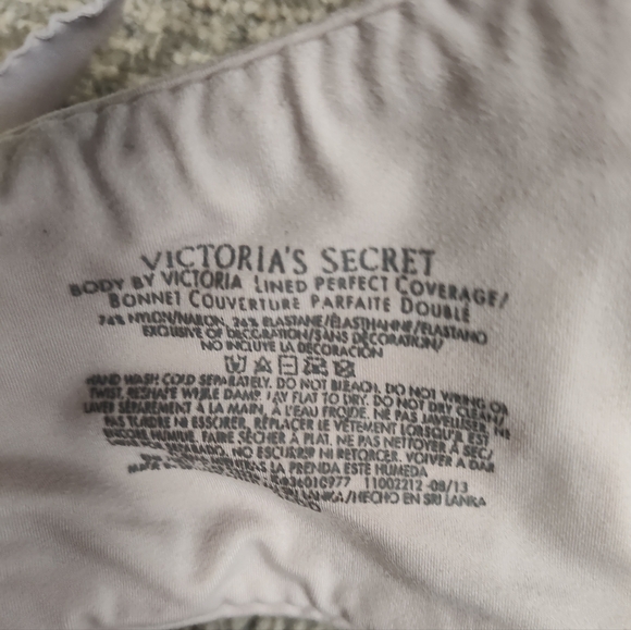 Victoria's Secret Body By Victoria Lined Perfect Coverage - Pale Pink Size 36 DD - Picture 3 of 3